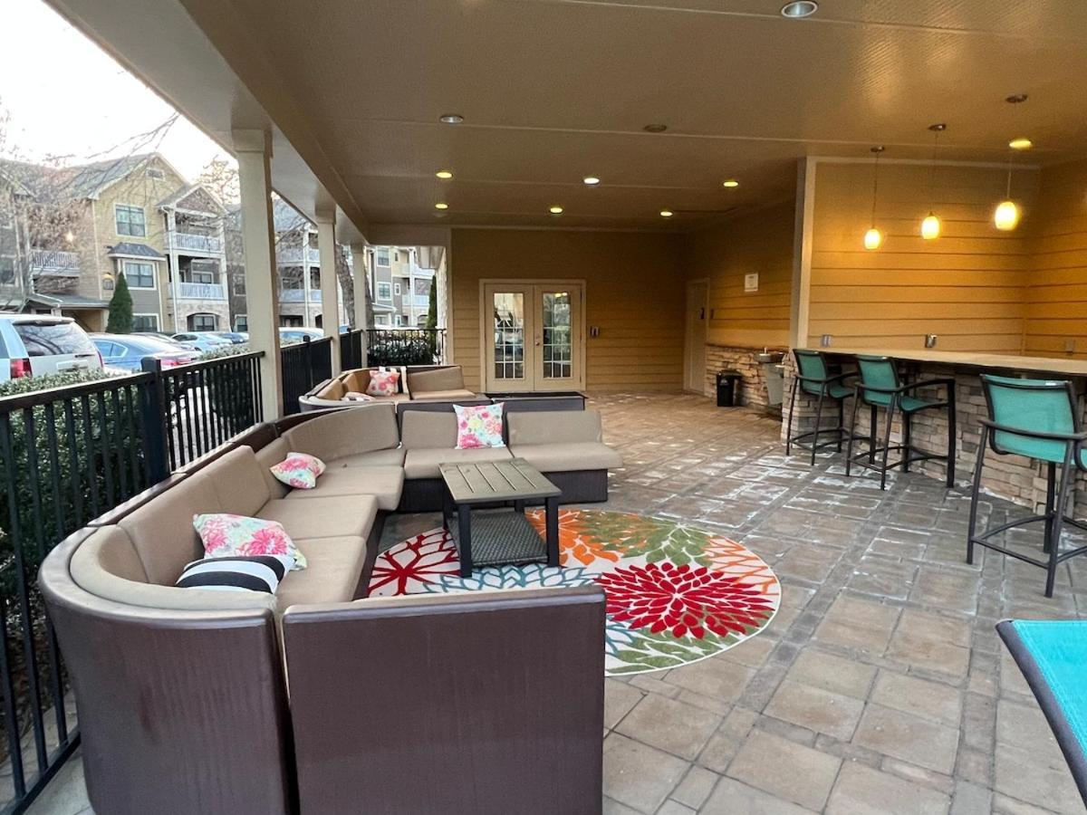 Two 2 Tango - Sleeps 4 "Romantic Get Away Or Business" Close To Everywhere You Want To Be! Instant Booking Available Apartment Charlotte Exterior photo