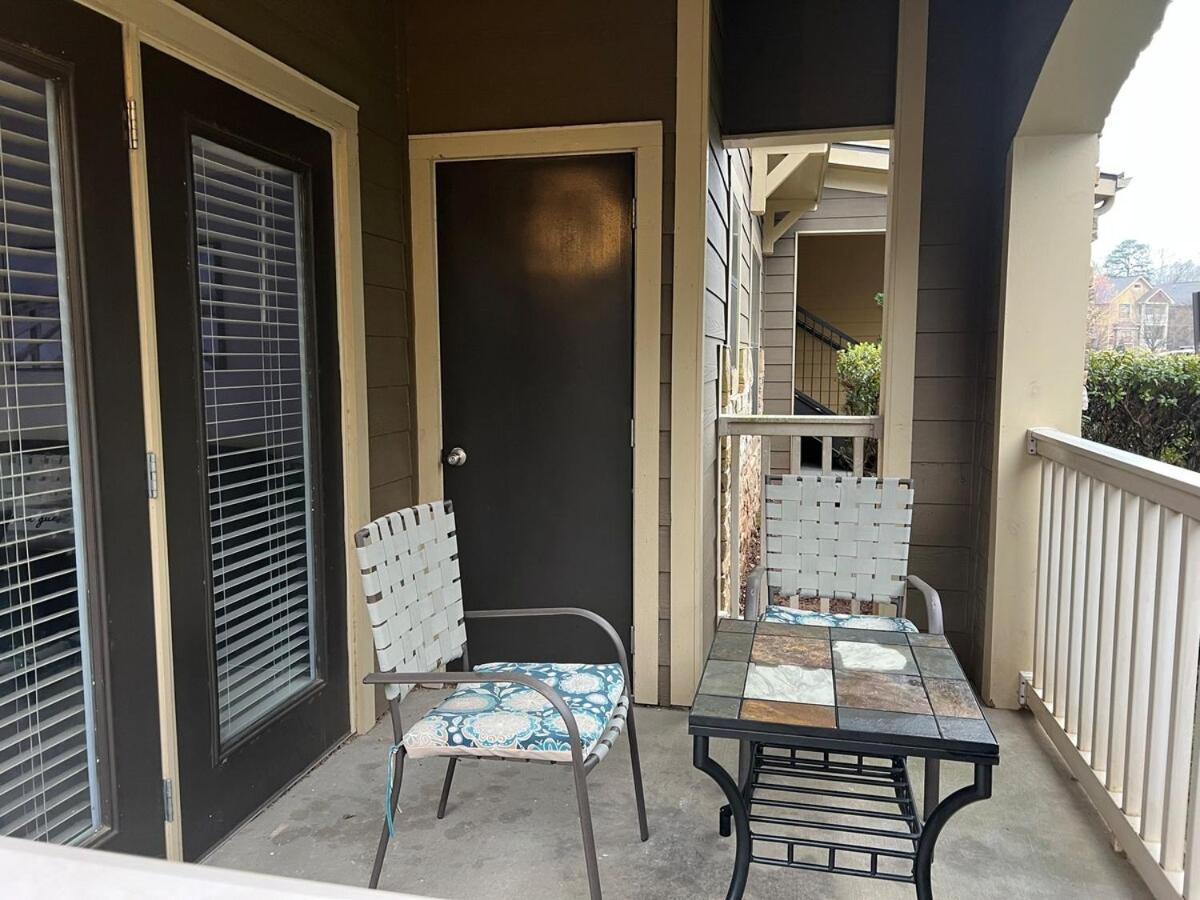 Two 2 Tango - Sleeps 4 "Romantic Get Away Or Business" Close To Everywhere You Want To Be! Instant Booking Available Apartment Charlotte Exterior photo